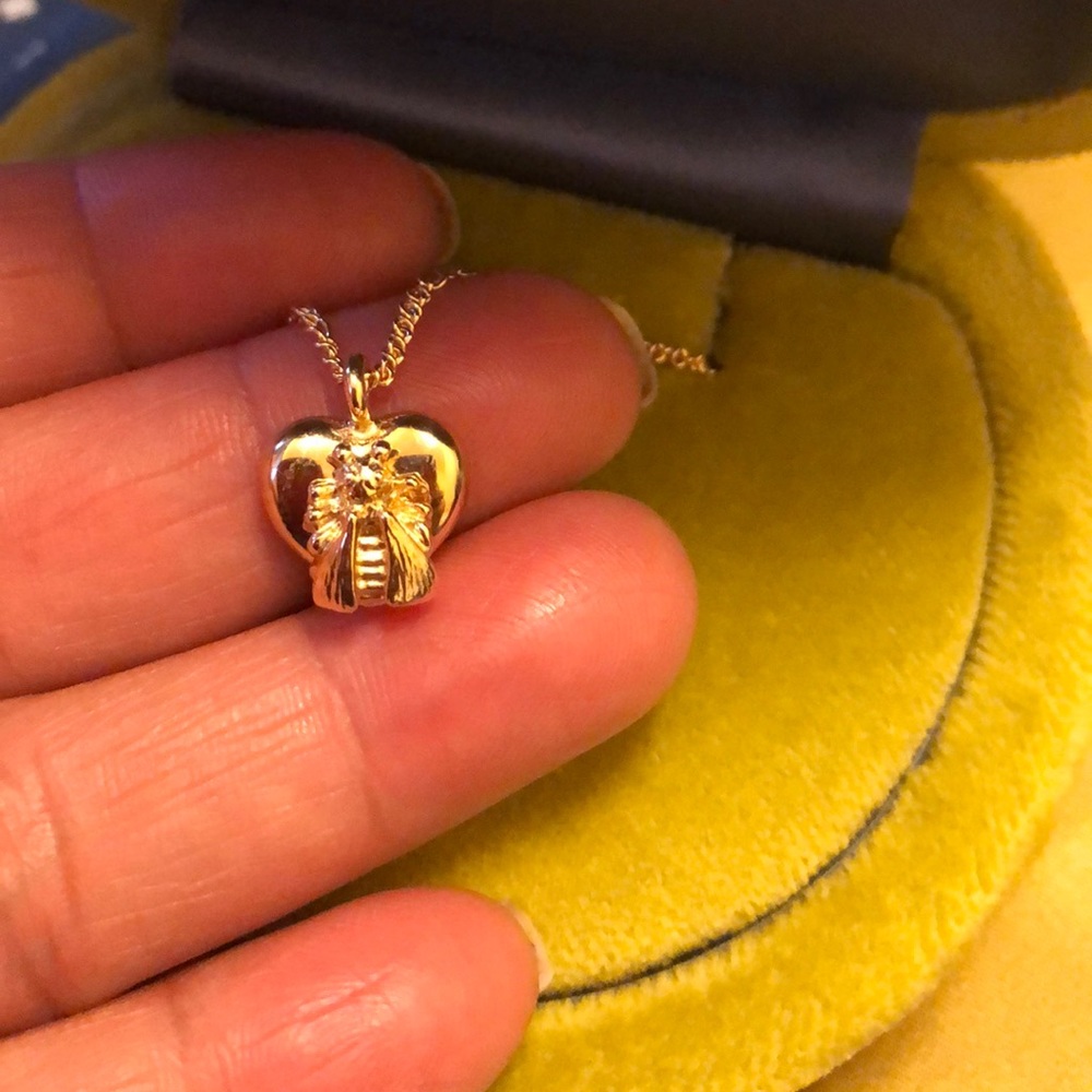 Gucci necklace